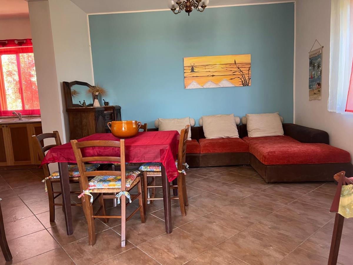 Villa Esclusiva In Riserva Naturale Torre Nubia Екстер'єр фото